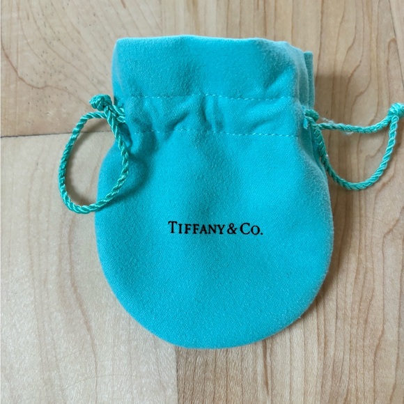 Tiffany & Co. Atlas bar Roman numeral pendant necklace - Picture 6 of 8